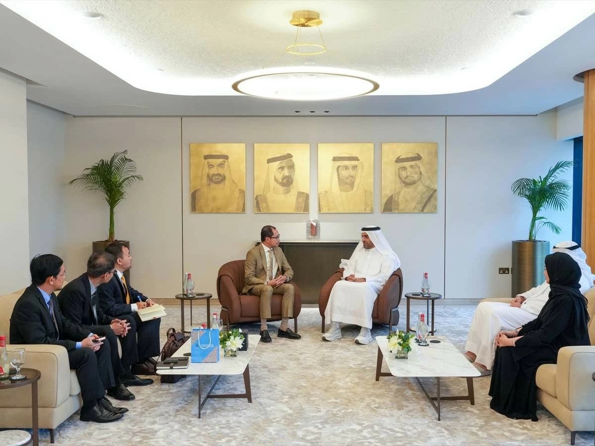 Dubai Chambers and Indonesian Ambassador Discuss Strengthening Trade Relations