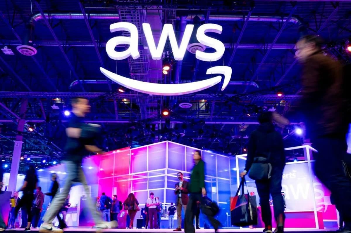 Coinbase Exchange outage due to Amazon Web Services disruption
