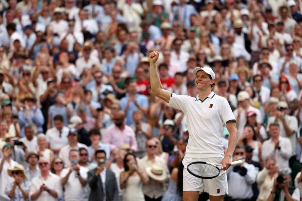 Alexander Zverev celebrating his victory in the Wimbledon semifinals.