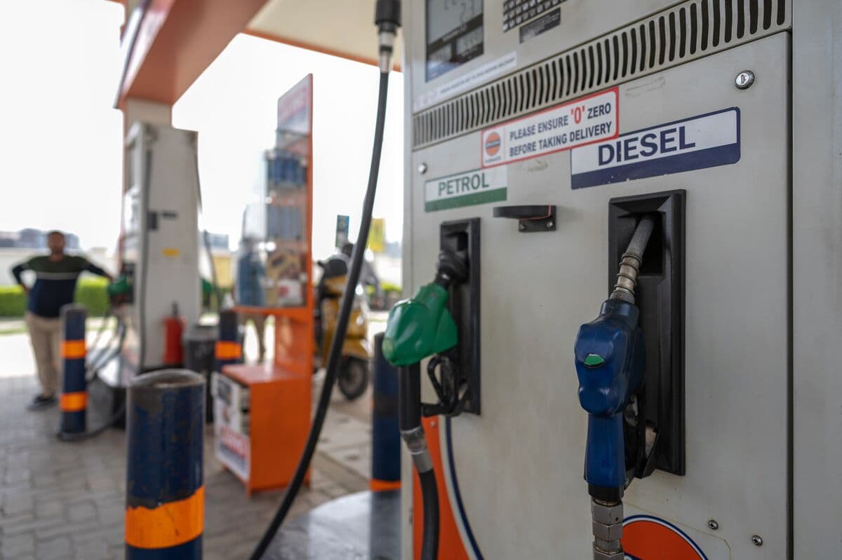 India raises fuel prices for the first time since the Iran war began