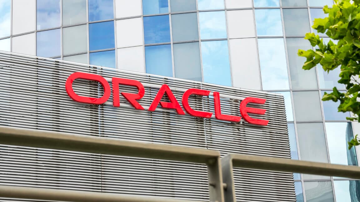 ShinyHunters Exploits Critical Vulnerability in Oracle's PeopleSoft Software