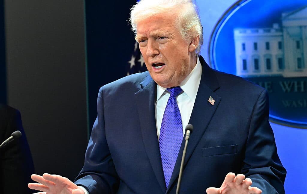 A gavel symbolizing the legal ruling against Trump's tariffs.