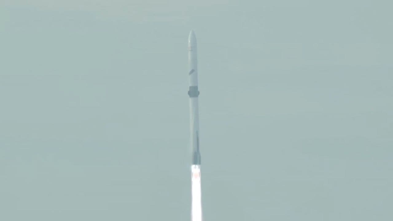 Blue Origin's New Glenn rocket fails to deploy satellite correctly during third launch