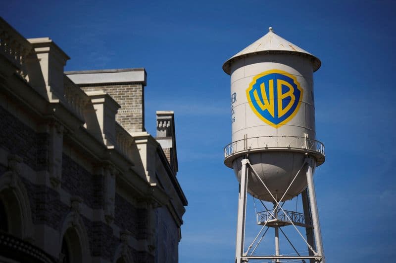 Over 1,000 Hollywood Figures Oppose Paramount's $111 Billion Acquisition of Warner Bros. Discovery