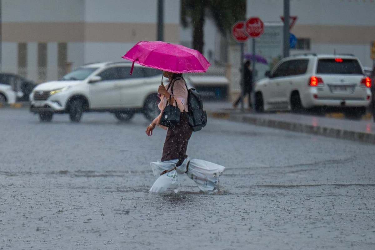 Heavy Rains and Waterlogging Impact UAE Infrastructure and Daily Life