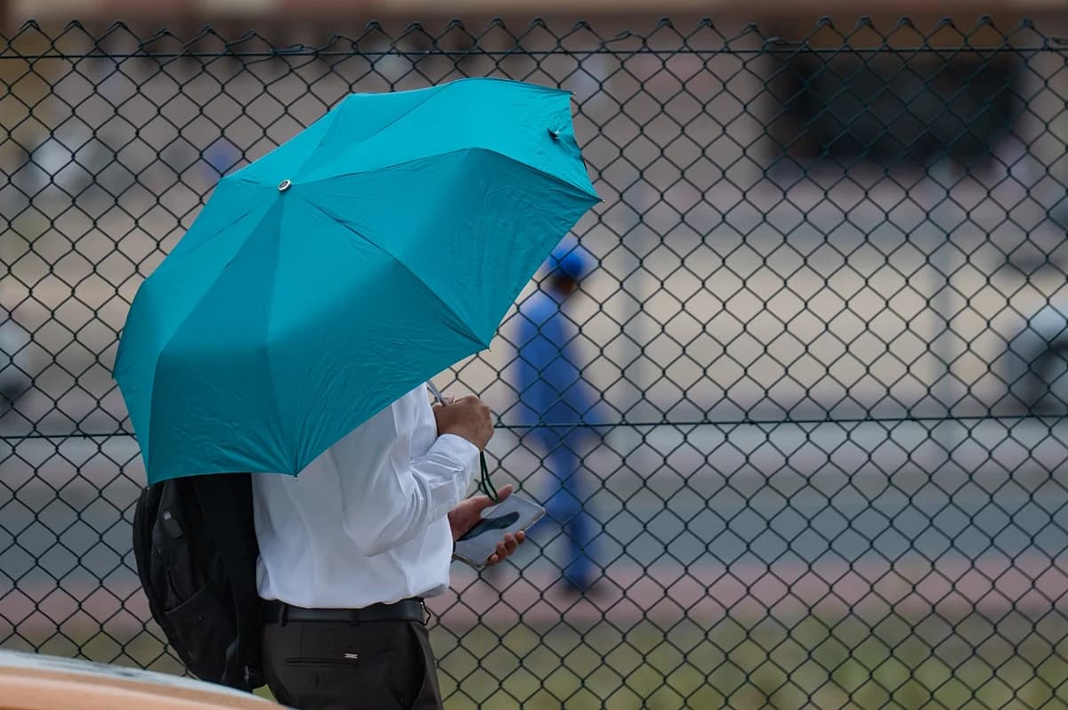 A weather map showing extreme heat and rain predictions for the UAE.