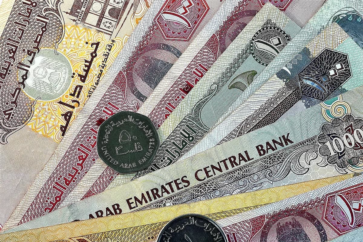 Financial relief announcement by UAE banks for customers affected by the Iran conflict.