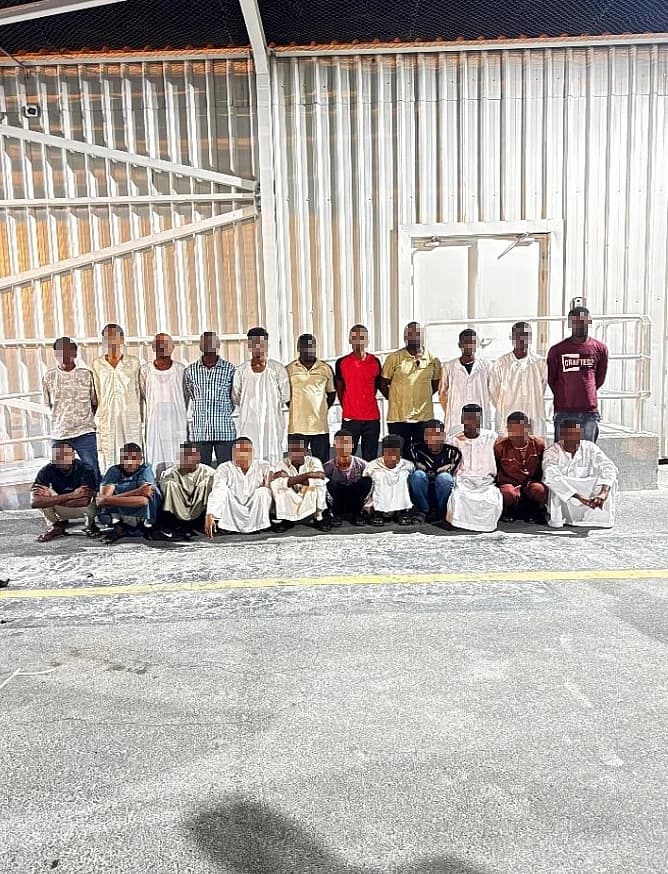 Dubai Police Arrest 22 Members of Organized Begging Gang Targeting Motorists