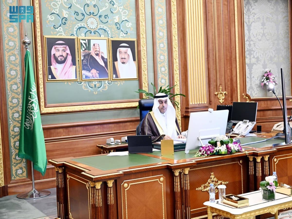 Saudi Shura Council meeting discussing public service initiatives