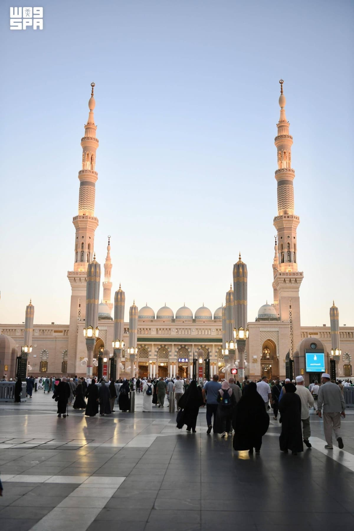 Pilgrims at the Prophet's Mosque in Medina post-Hajj