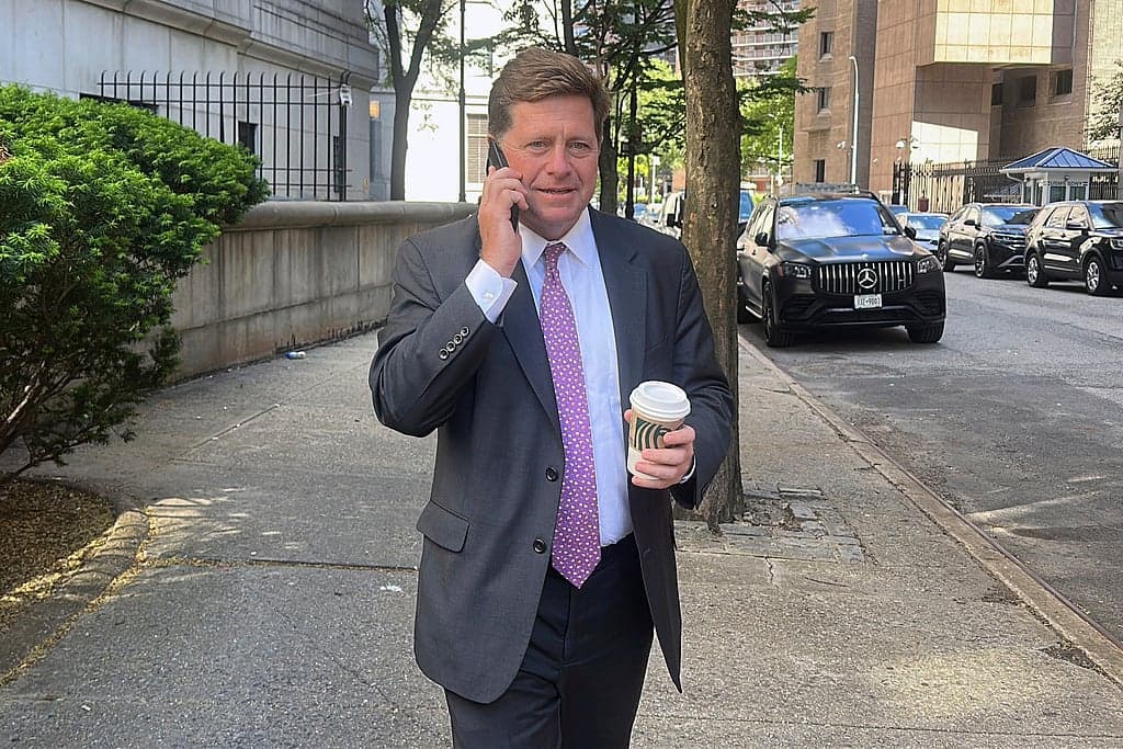 President Trump announces Jay Clayton as the new Director of National Intelligence.