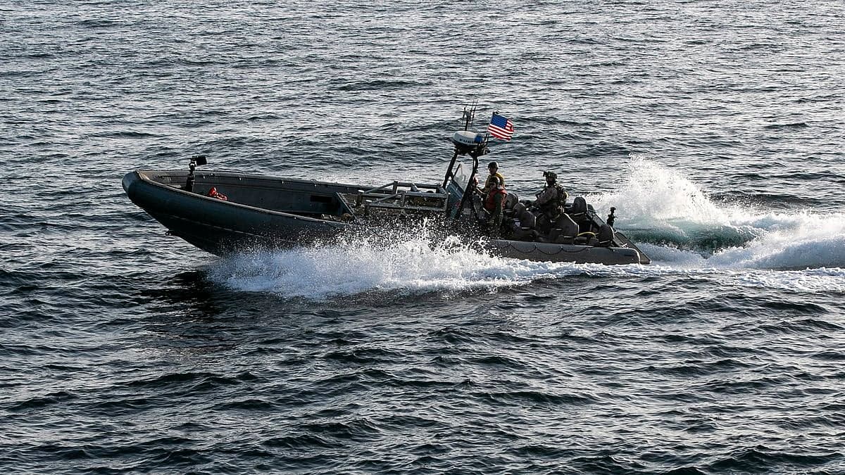 U.S. Navy Intensifies Maritime Operations in Strait of Hormuz Amid Iranian Challenges