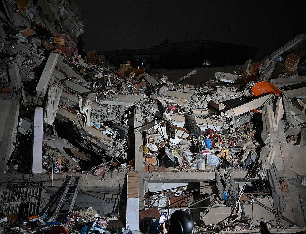 UAE humanitarian aid efforts for earthquake victims in Venezuela