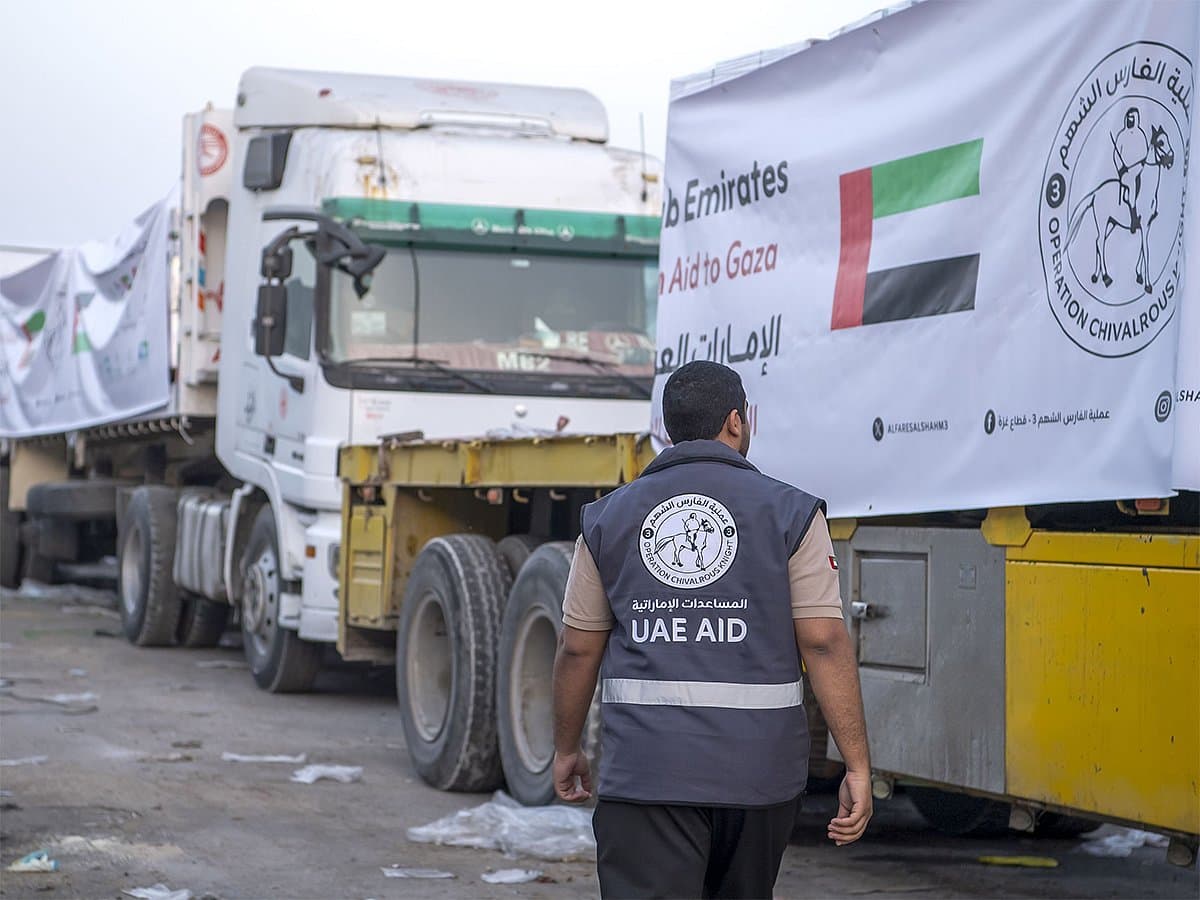 UAE aid convoys delivering relief supplies to Gaza