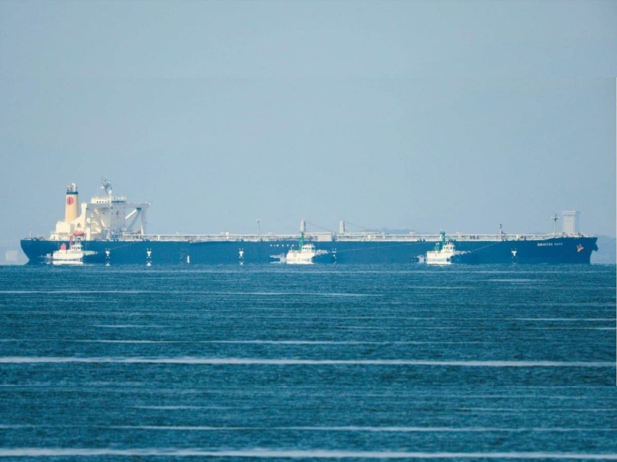 Graph showing Brent crude price increase following Iran-Oman shipping agreement
