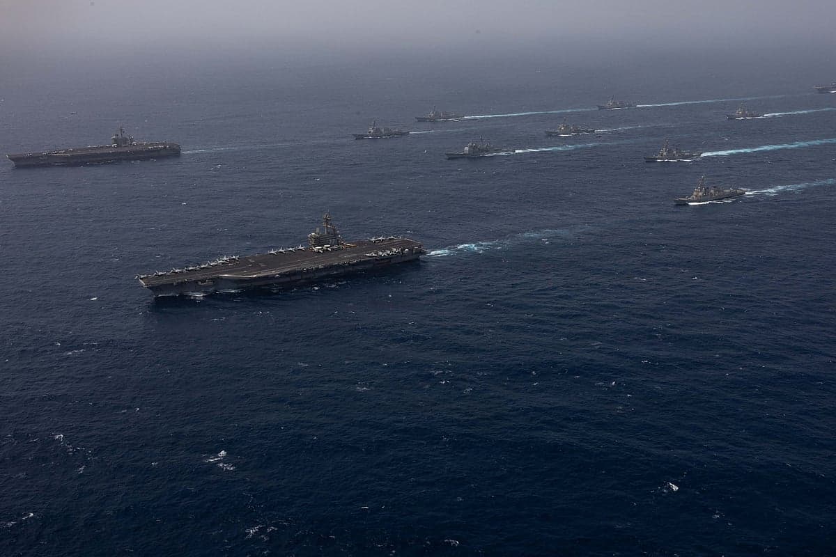 Iran Keeps Strait of Hormuz Closed Demanding U.S. Concessions Amid Rising Oil Prices