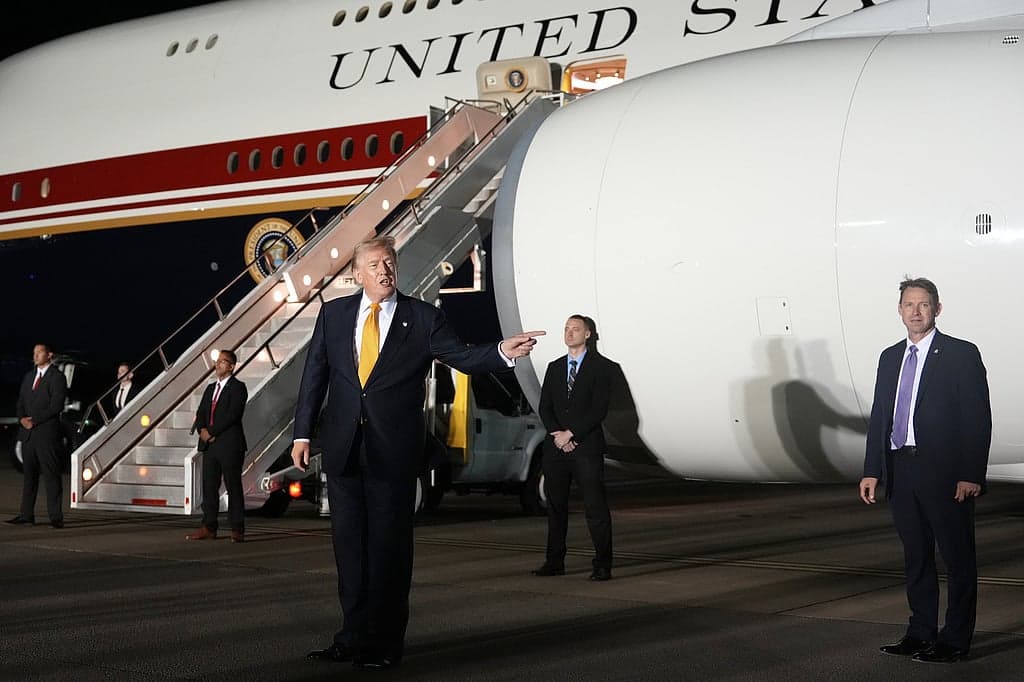 Trump's Aircraft Switch in Turkey Due to Iranian Threat