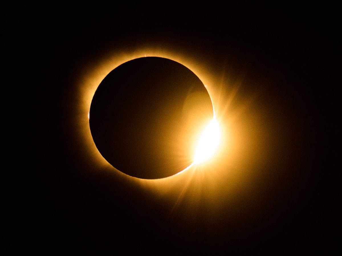 A stunning view of the total solar eclipse over western Europe.