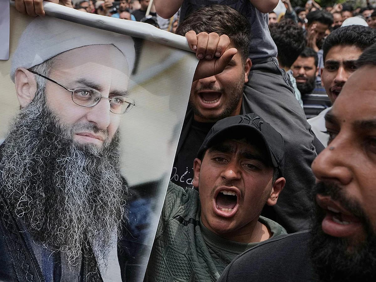 Lebanese Parliament passes general amnesty law benefiting thousands of detainees