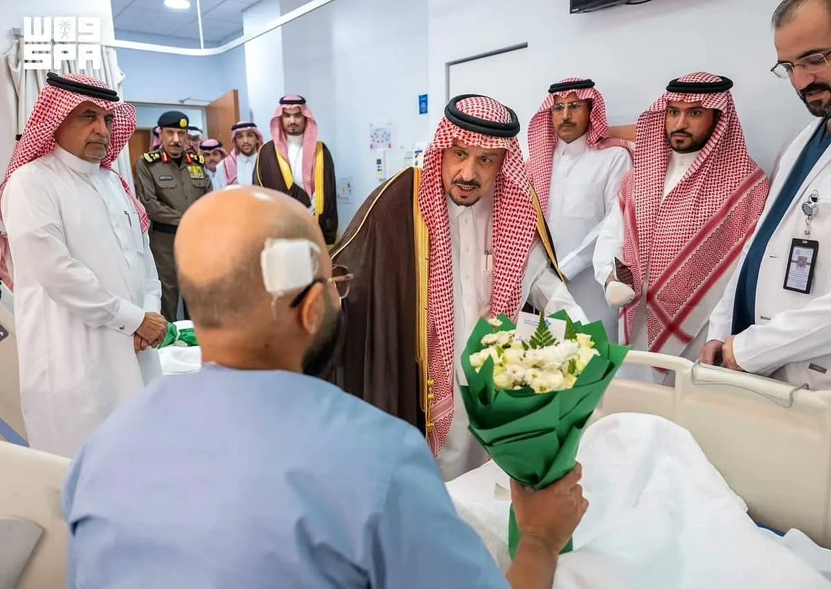 Houthi Missile Strikes on Riyadh Airport Result in Casualties and Medical Response