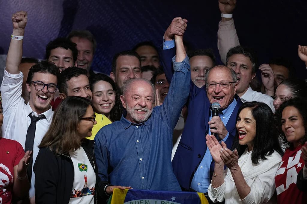 Lula Reelection Triggers 14% Ibovespa Plunge on Fiscal Spending Fears