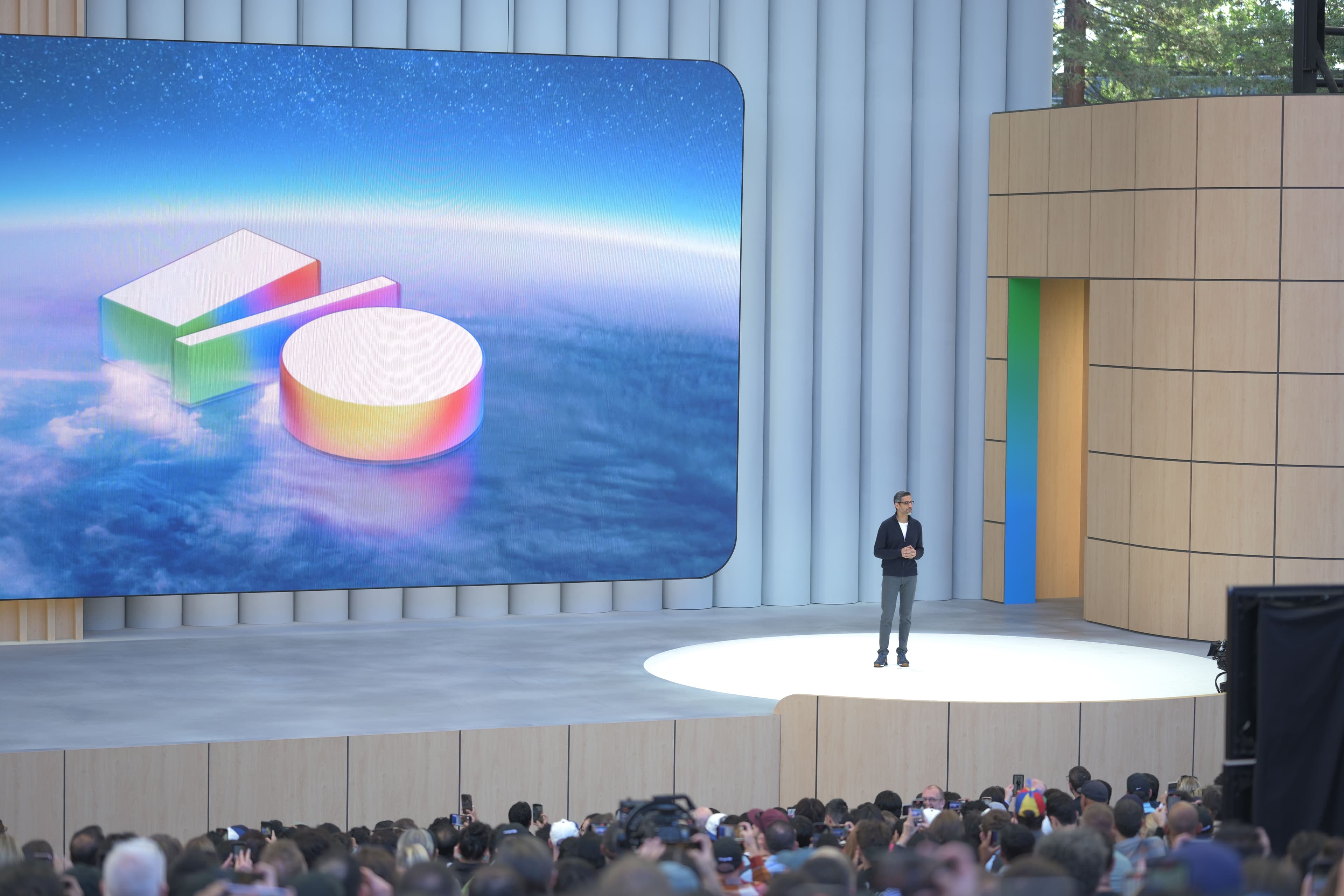 Google I/O 2026 Unveils Gemini 3.5 AI Models and Android XR Smart Glasses