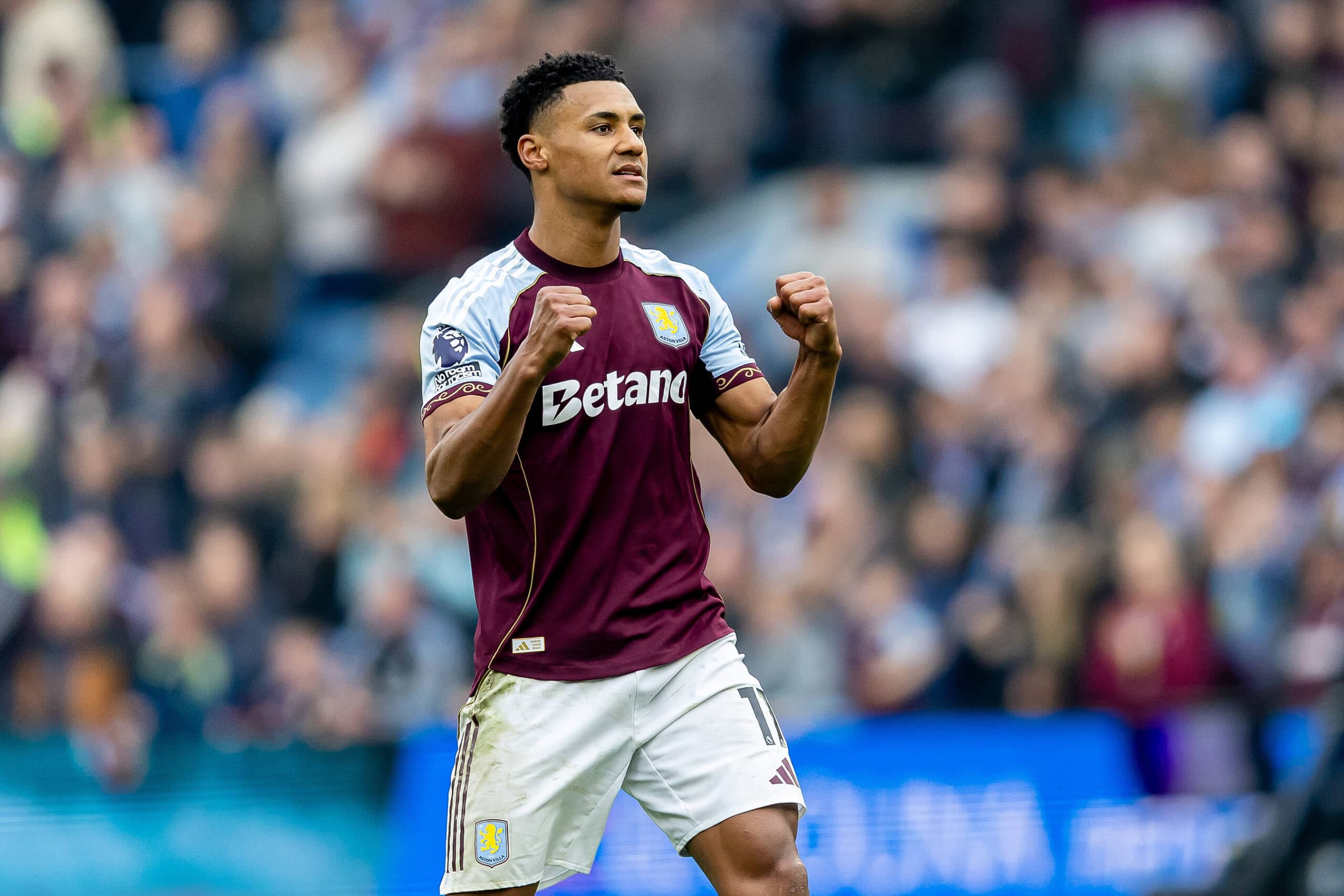 Al-Hilal Negotiates with Ollie Watkins Amidst Karim Benzema Contract Dispute
