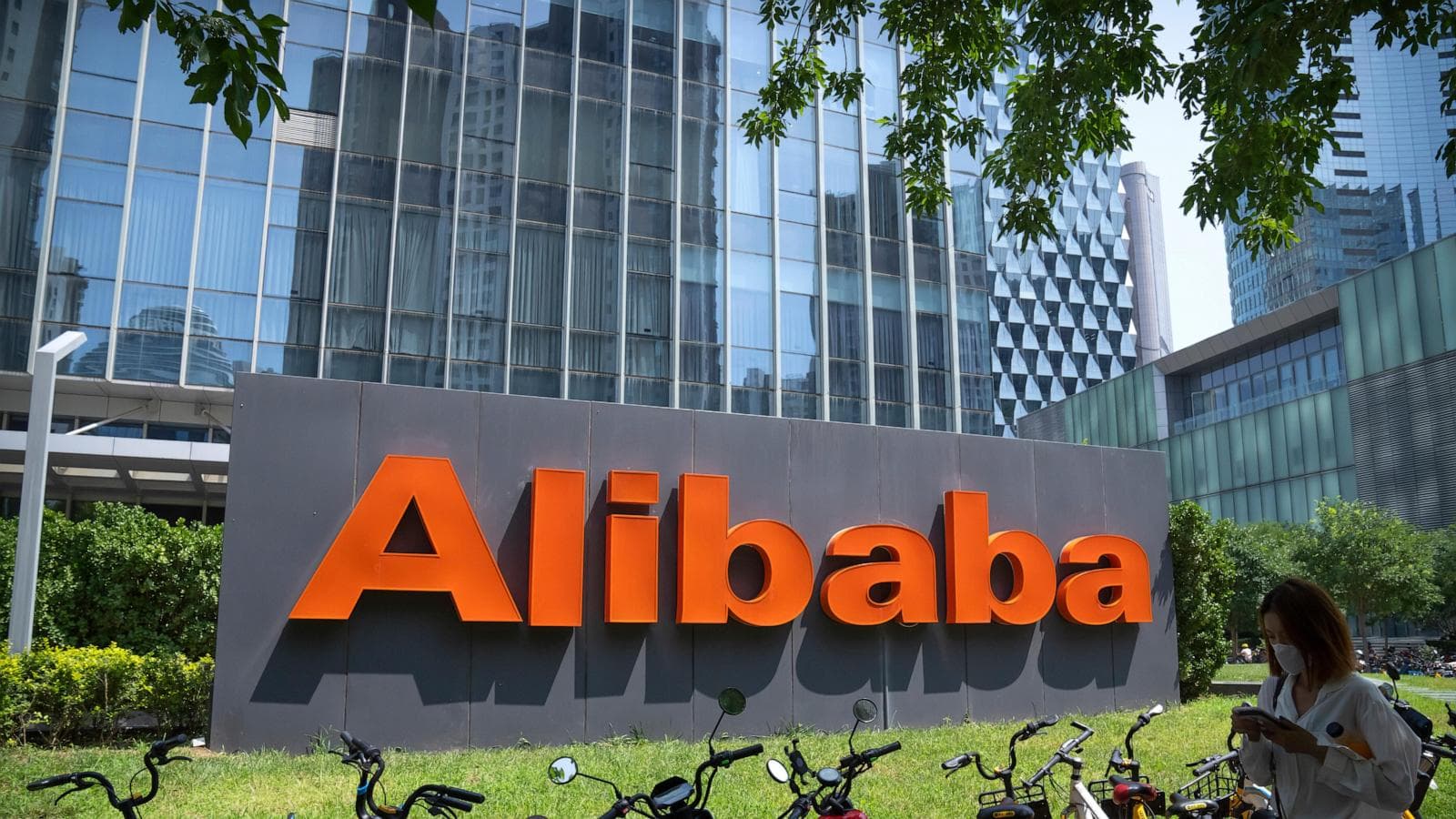 Alibaba Group Targets Over $100 Billion in AI and Cloud Revenue by 2031