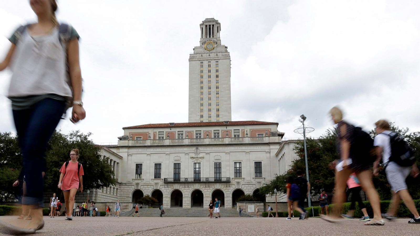 Michael and Susan Dell donate $750 million to establish AI medical campus at UT Austin