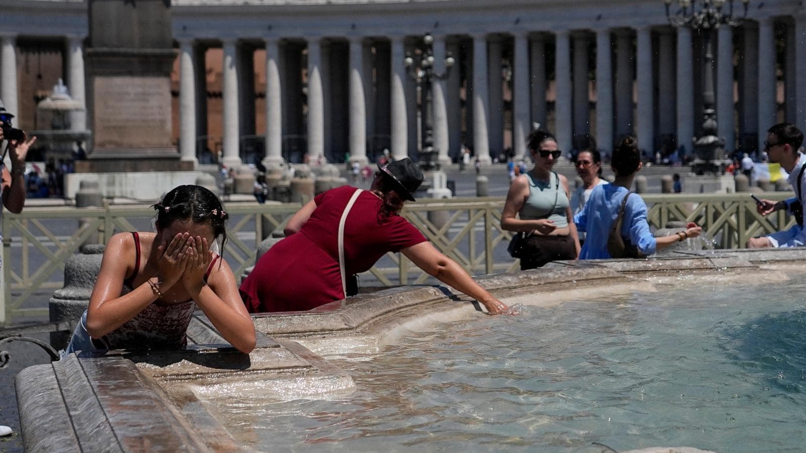 A graphic showing the impact of the heatwave on European populations and health.