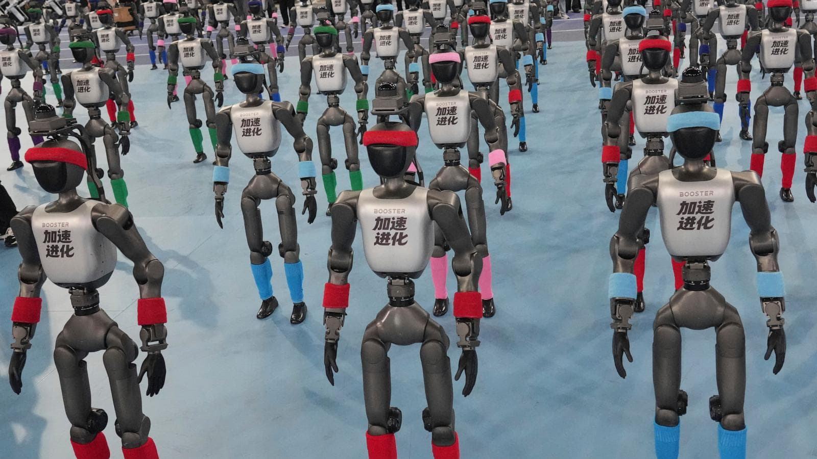 Chinese Humanoid Robots Break Human Athletic Records at World Humanoid Robot Games