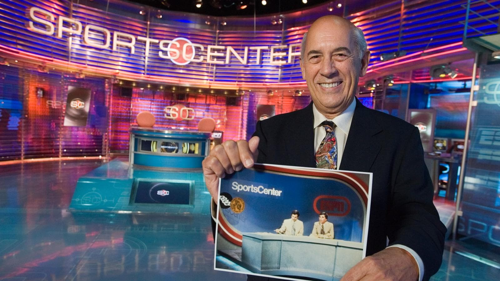 Bill Rasmussen, co-founder of ESPN, who passed away at 93, known for revolutionizing sports broadcasting.