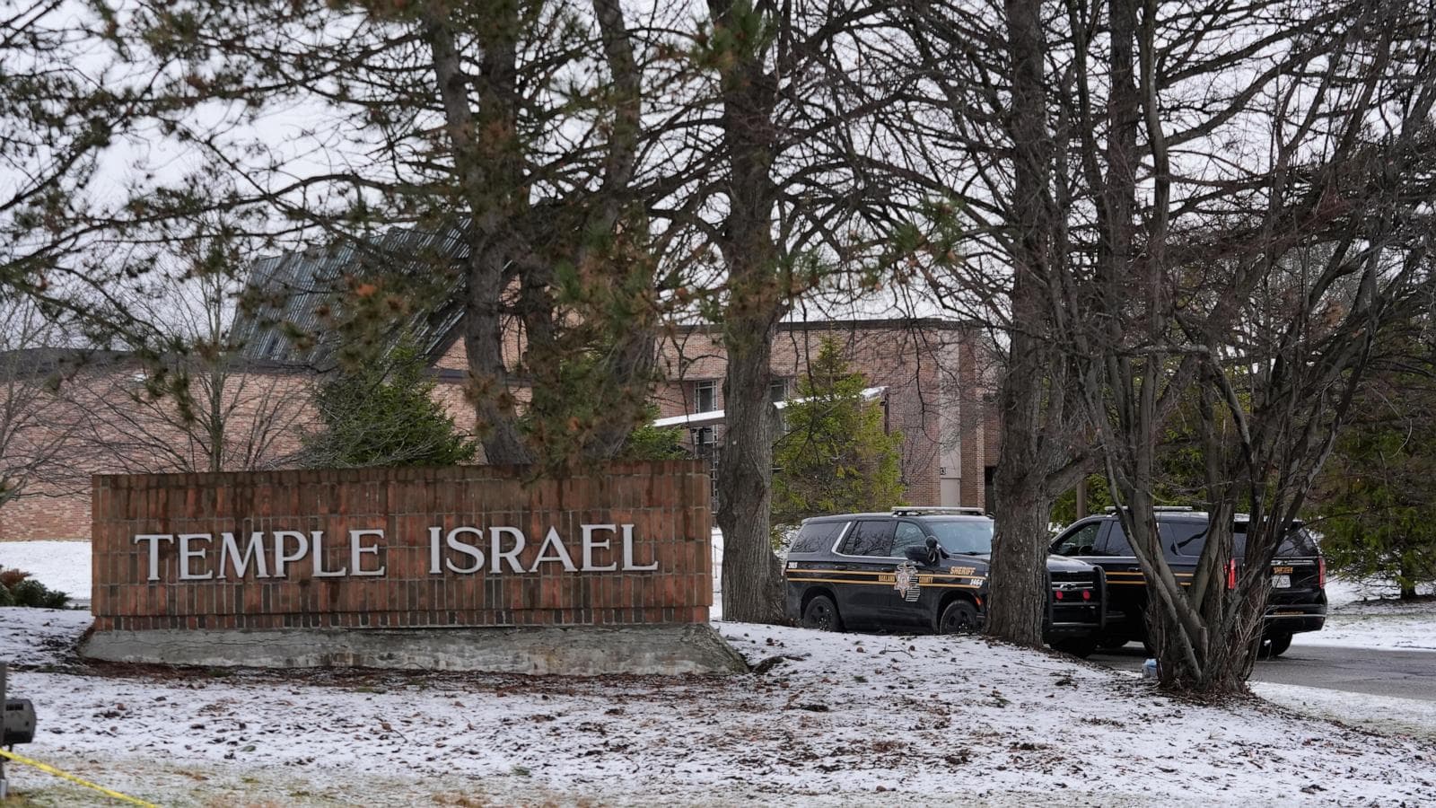 Two mass attacks target Old Dominion University and Temple Israel synagogue