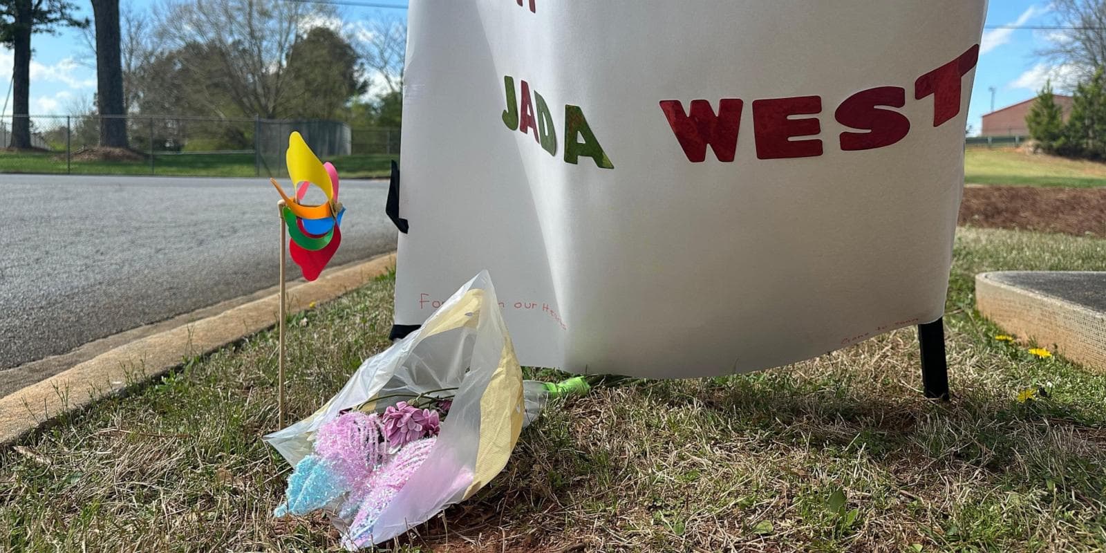 Shaquille O'Neal Covers Funeral Costs for 12-Year-Old Victim of School Fight