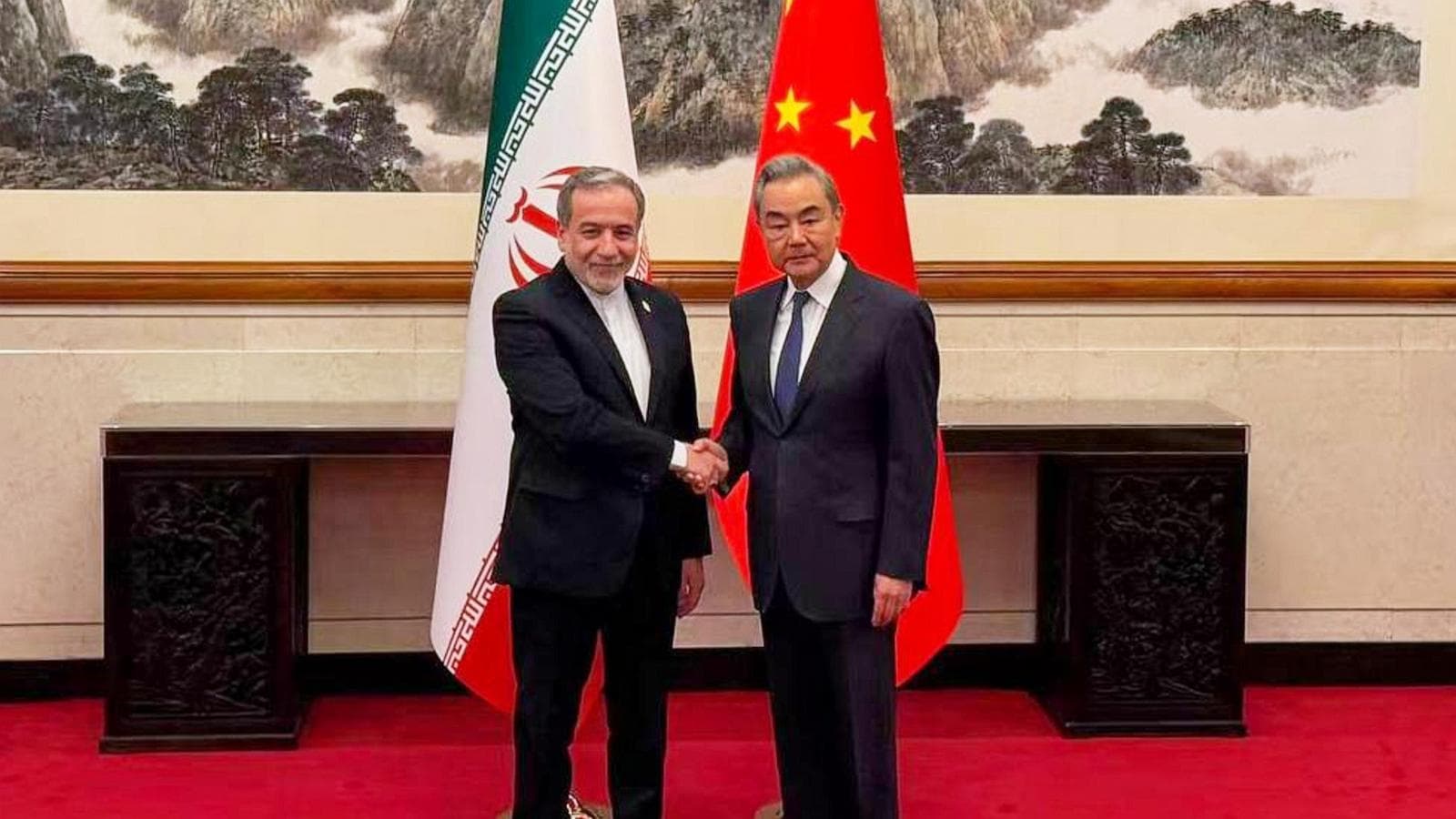 Iranian and Chinese foreign ministers discussing ceasefire in Beijing.
