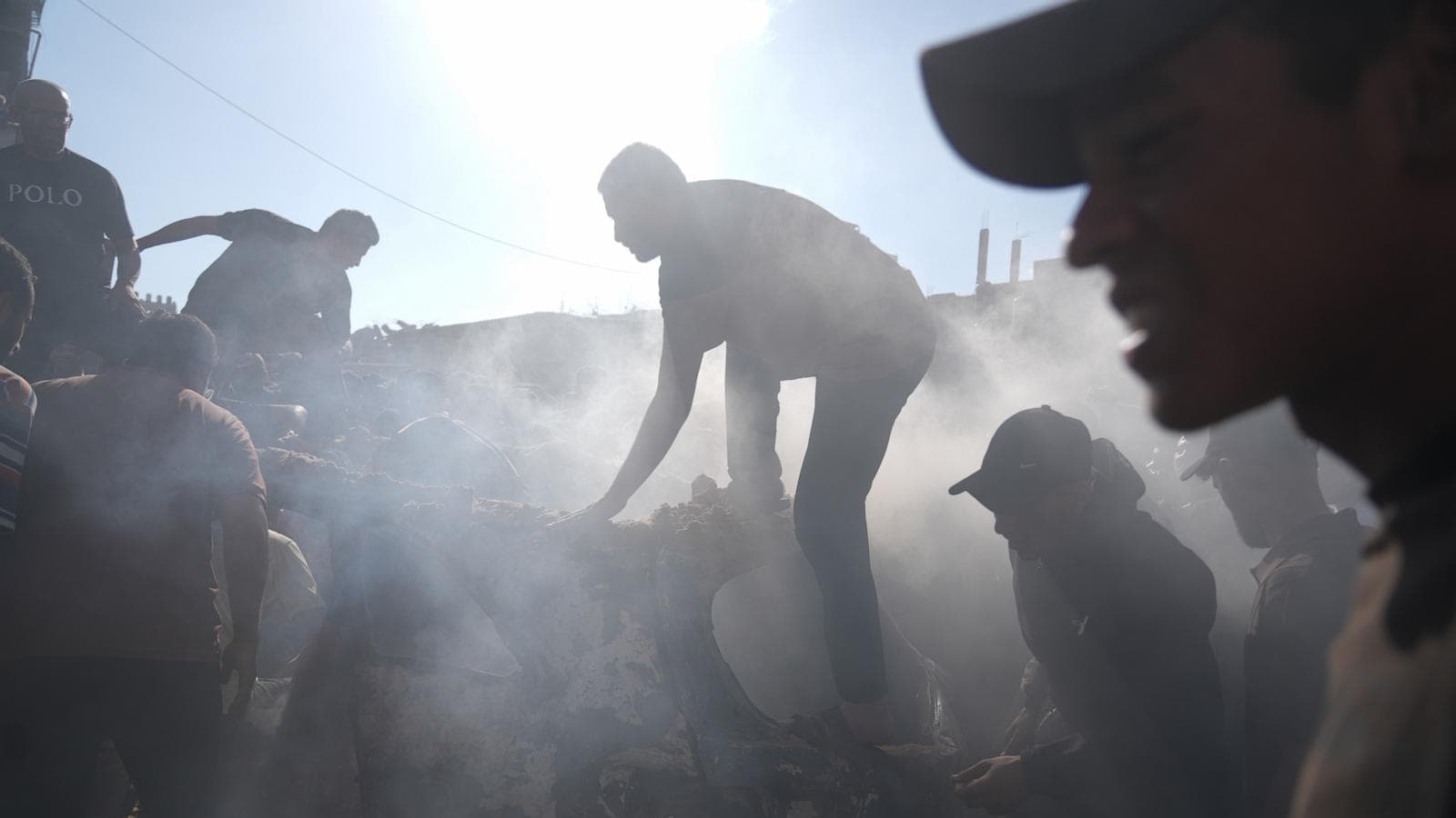 Infographic detailing the $2.45 billion Gaza recovery plan and its key projects.
