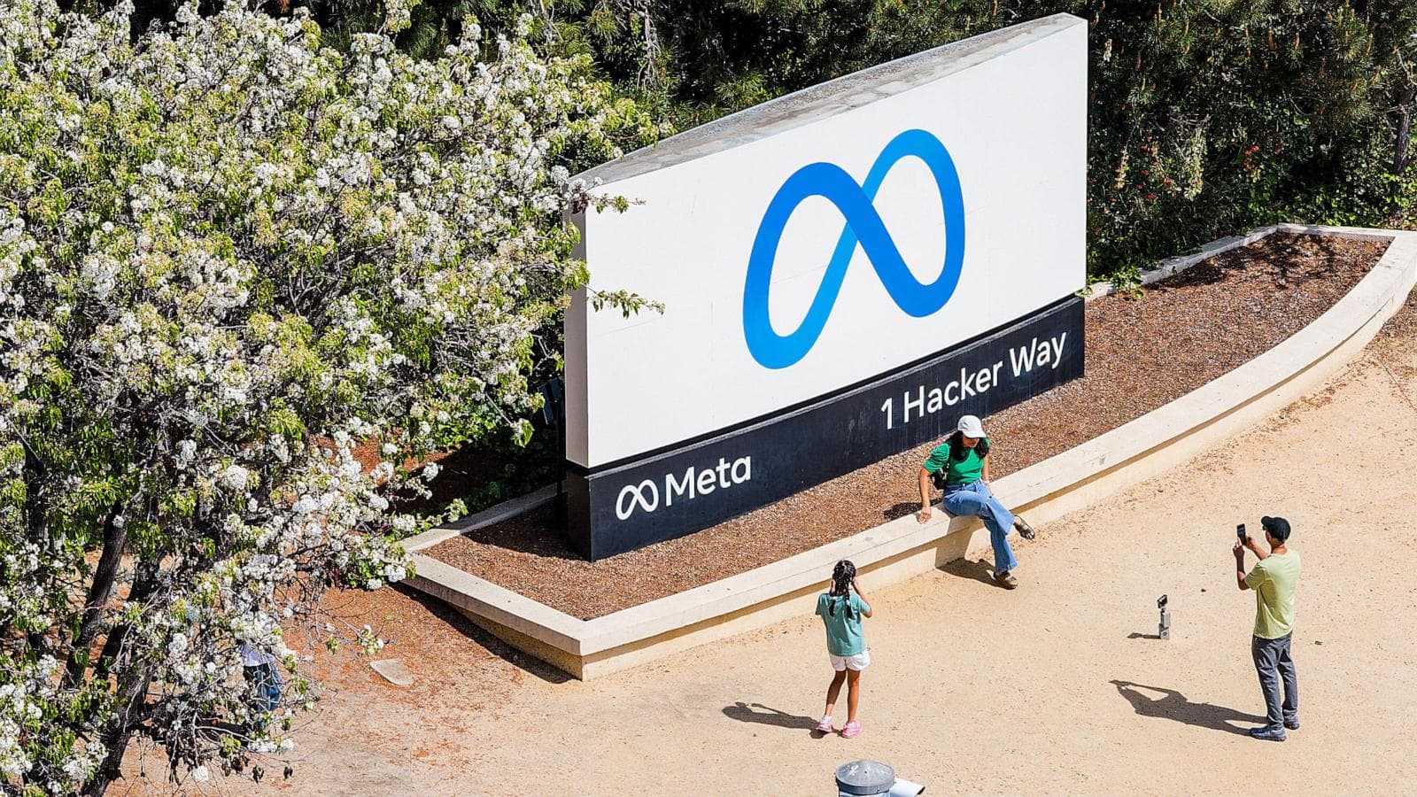 Meta Platforms Reports Strong Q1 2026 Earnings and Increases Capital Expenditure Forecast