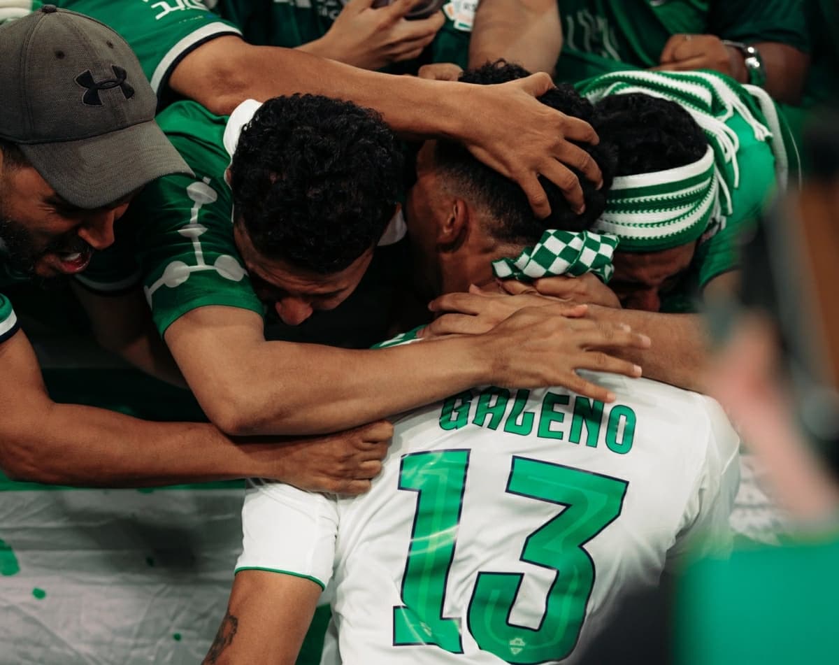 Al Ahli Saudi FC Advances to AFC Champions League Semi-Finals Despite Red Card Incident