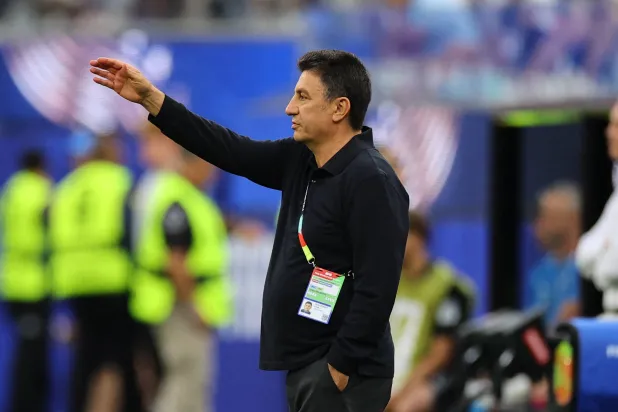 Iran and New Zealand Draw in Politically Charged World Cup Opener