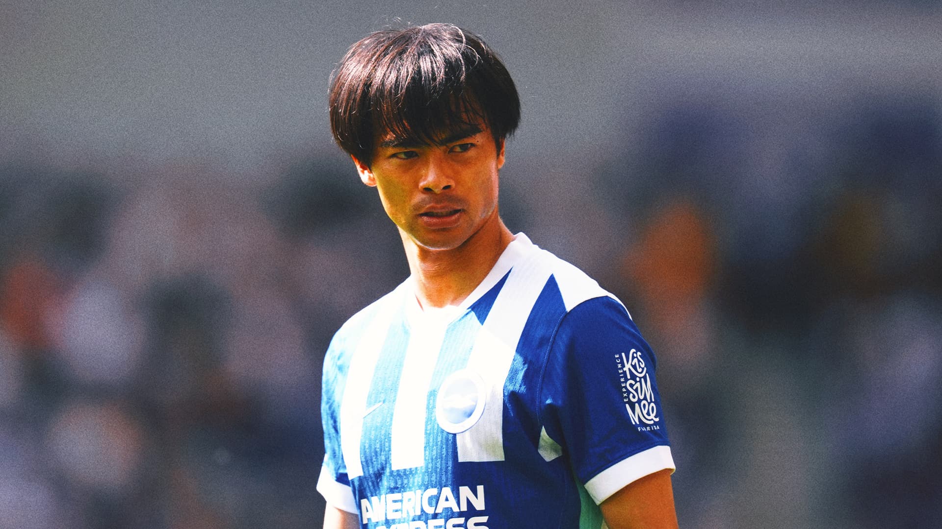 Kaoru Mitoma in action during a Premier League match