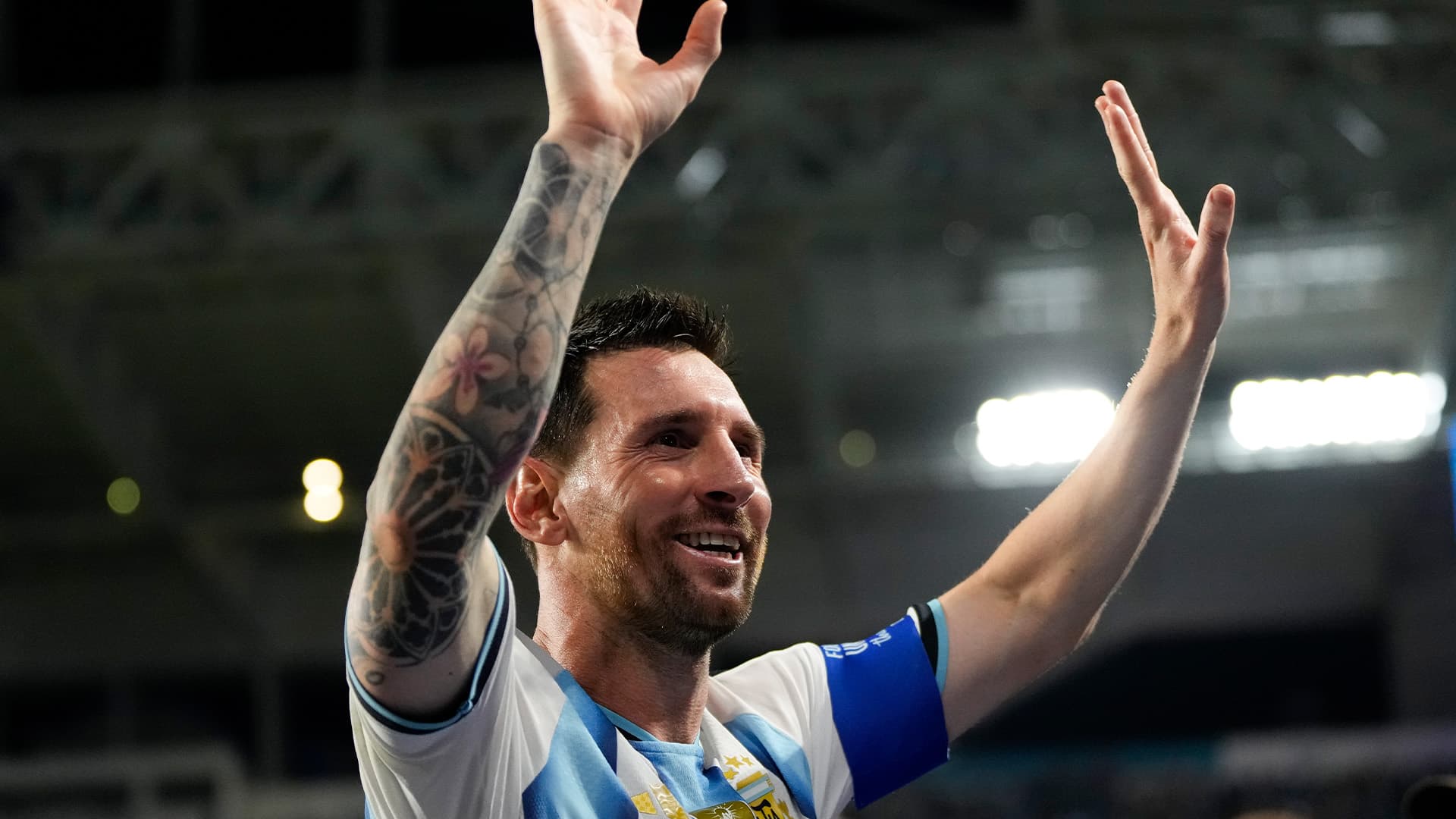 Argentina advances to World Cup Round of 16 after defeating Cape Verde 3-2