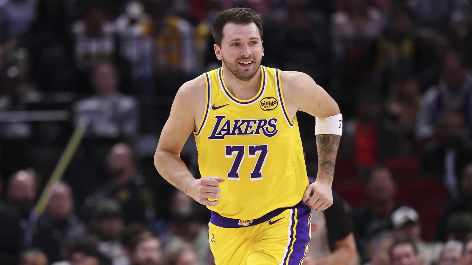 Luka Dončić Scores 60 Points Leading Lakers to Eighth Straight Win