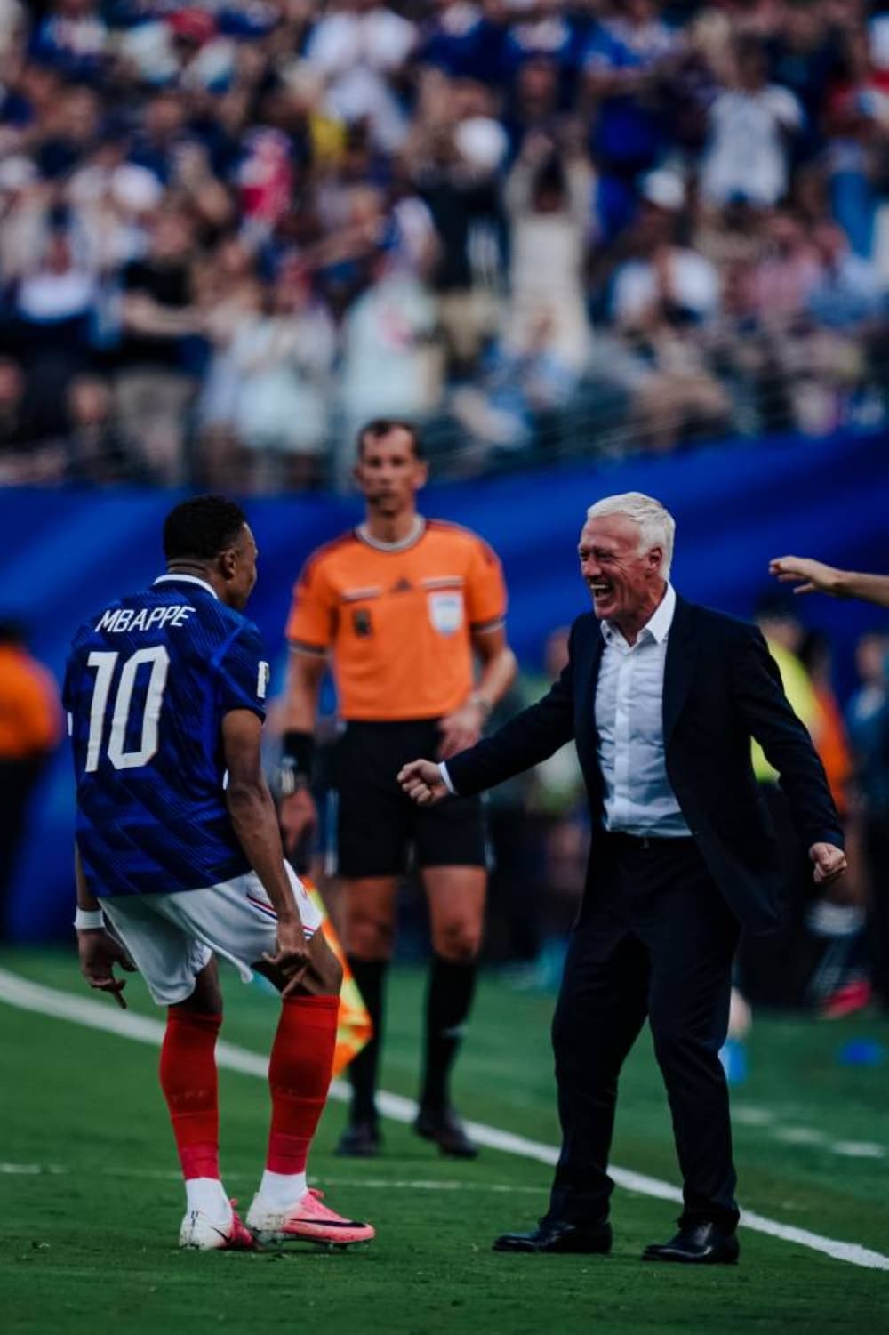 Kylian Mbappé leads France to World Cup quarterfinals with two goals against Sweden