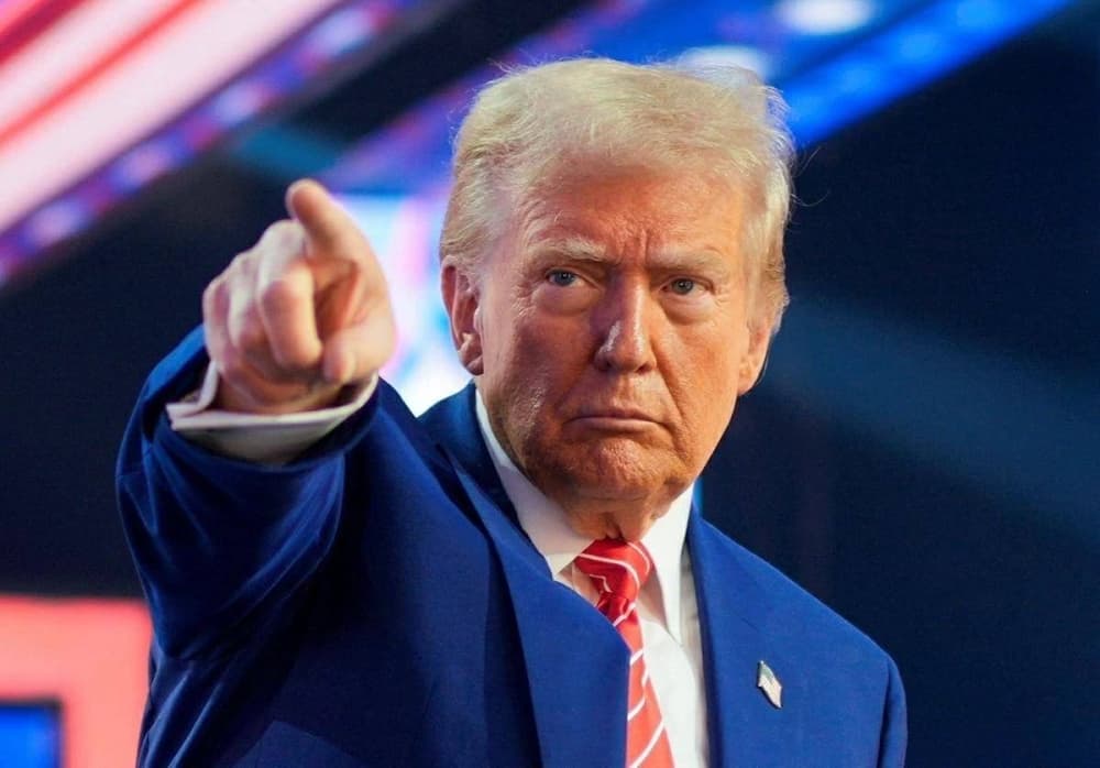US Intensifies Military Strikes Against Iran Amid Rising Tensions