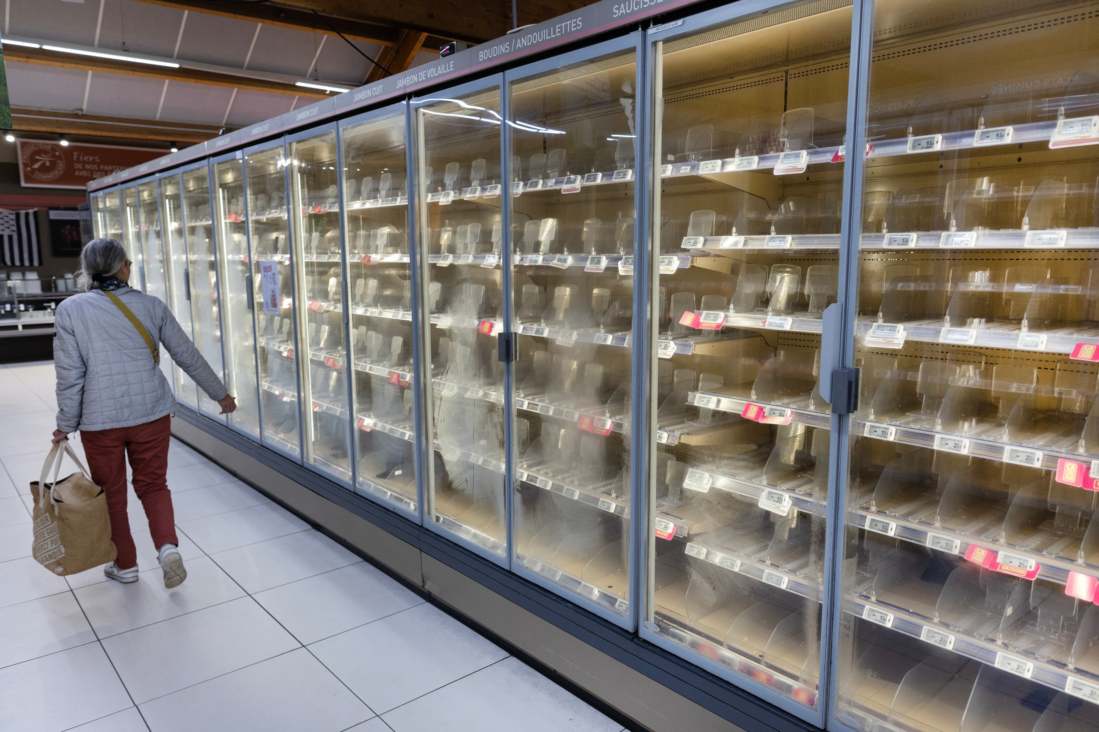 Cyberattack Disrupts Refrigeration Systems at French Supermarkets