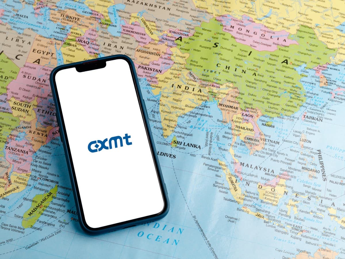 CXMT Corp. logo with a backdrop of semiconductor technology