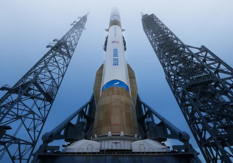 Blue Origin's New Glenn Rocket Failure Affects NASA's Artemis Lunar Program