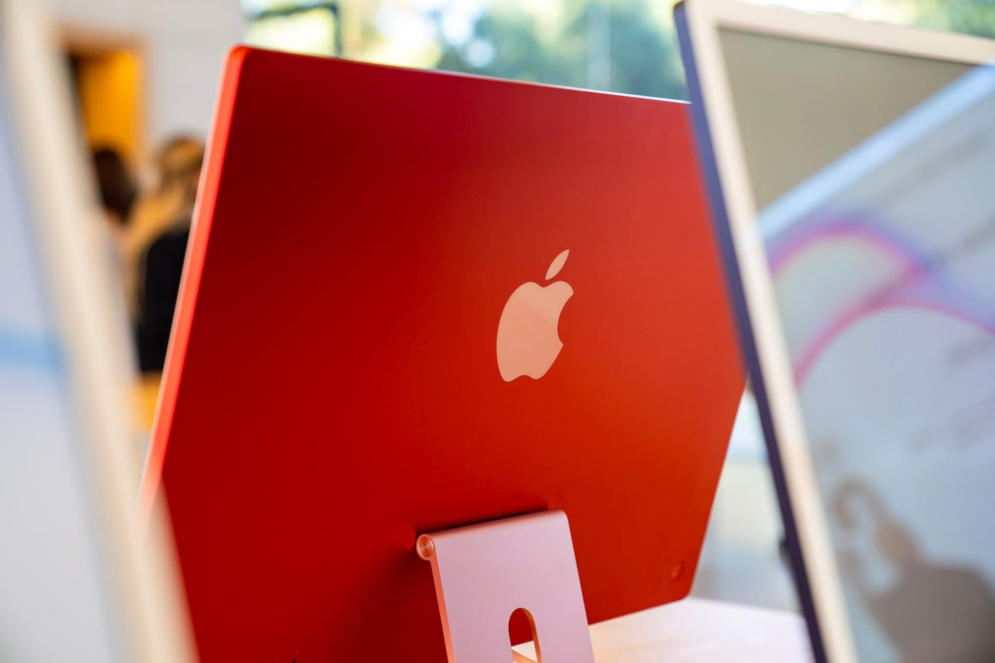 Apple Launches M6 iMac With Up to Fivefold On-Device AI Gains and Wi-Fi 7 Connectivity