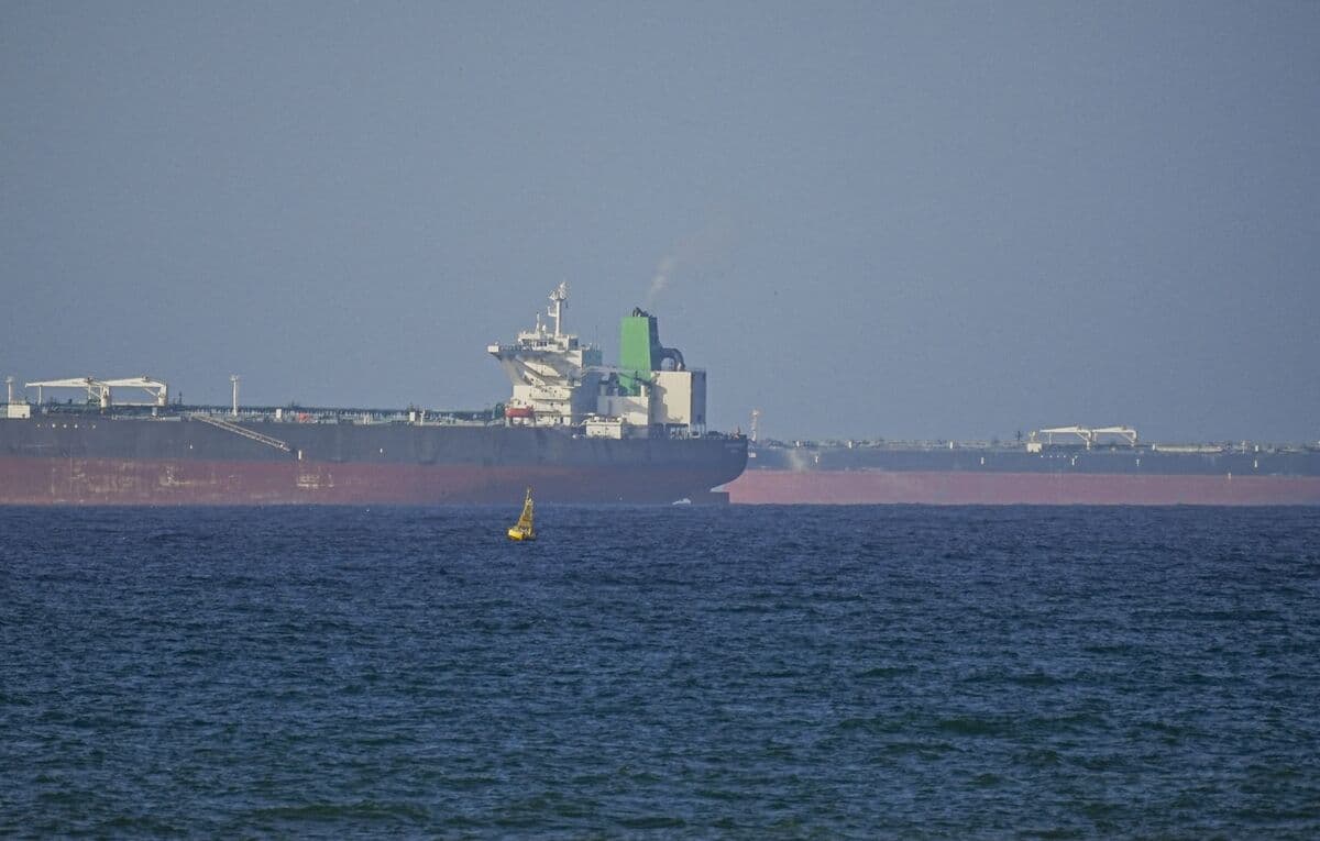 Iran Implements Cryptocurrency Toll for Oil Tankers Post Cease-Fire