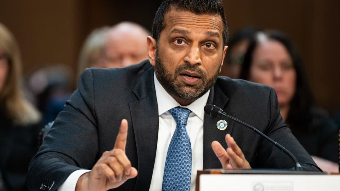FBI Resumes Purchasing Americans' Location Data Without Warrants